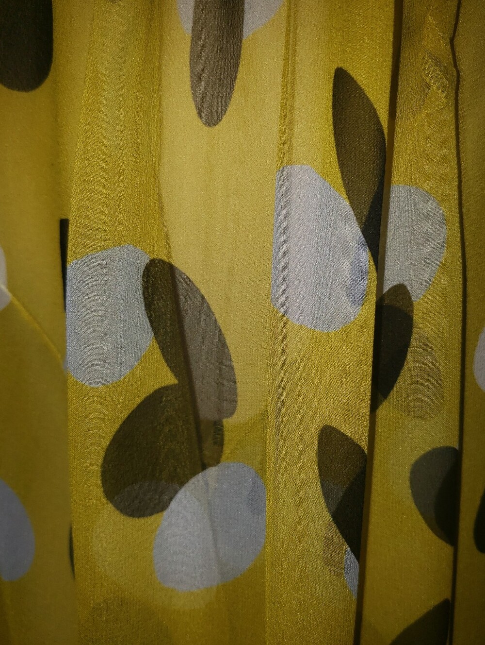 Diane Von Fuersten 100% Chemise Silk Polka Dot Yellow Black Button Sheer Blouse